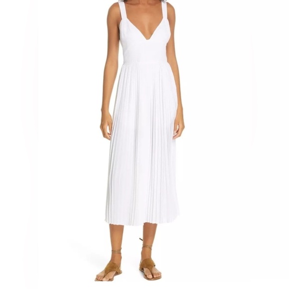Vince Pleated Jumpsuit In Optic White V-Neck Sleeveless Size 6 - Picture 2 of 12